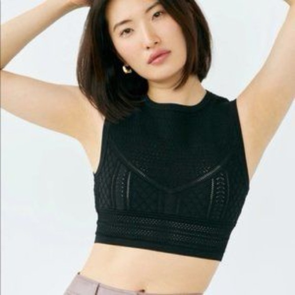 Aritzia Babaton pointelle tank top NWT black Small S crop top